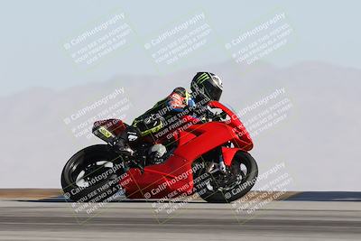 media/Dec-01-2025-Moto Forza (Mon) [[2daa91e15f]]/2-Intermediate Group/Session 2 Turn 9 Entry/